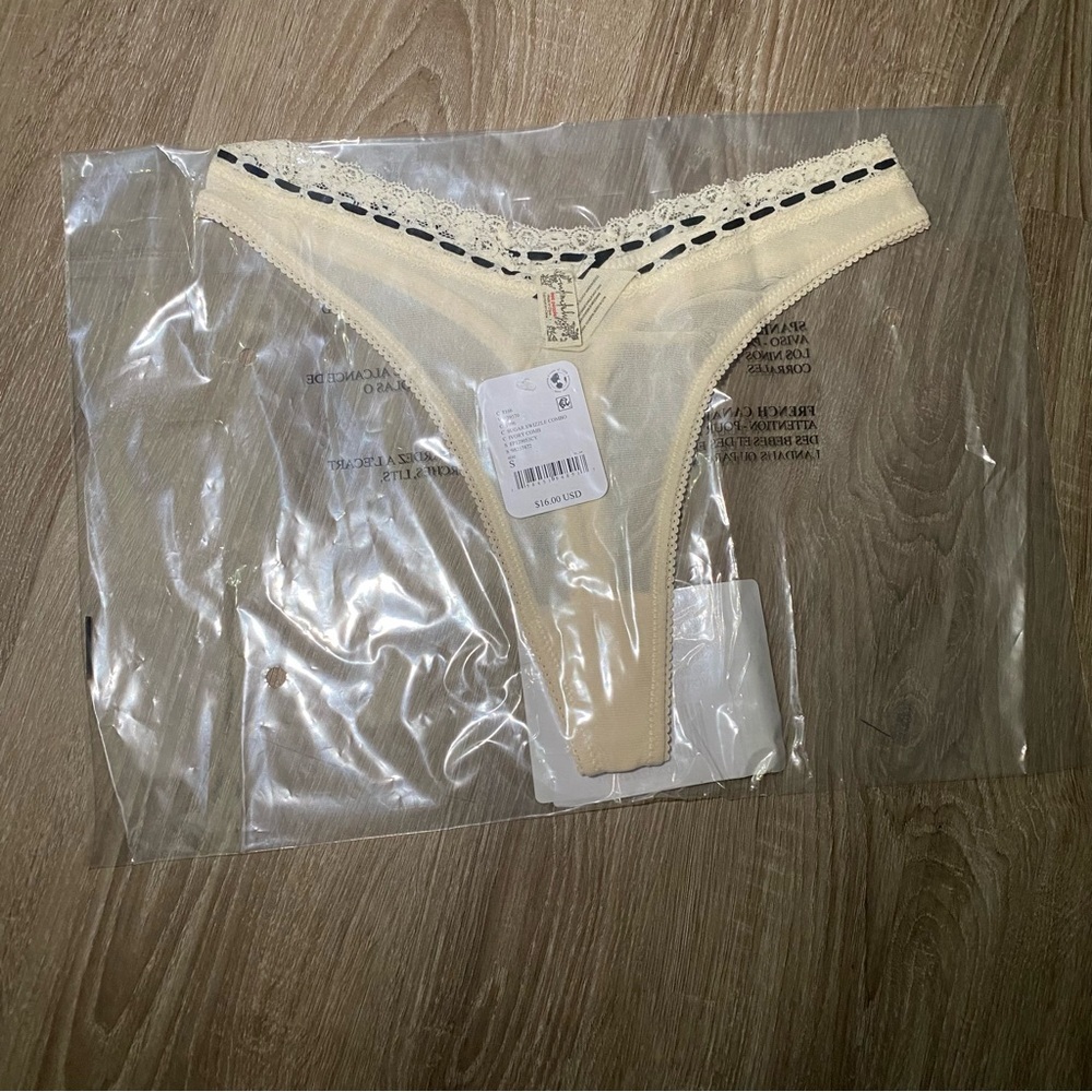 Free People So Sweet Thong Sugar Swizzle Combo / Ivory & Black - Picture 4 of 4